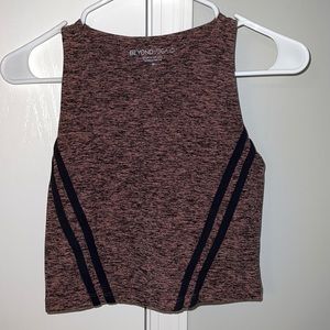 NWOT Beyond Yoga Crop